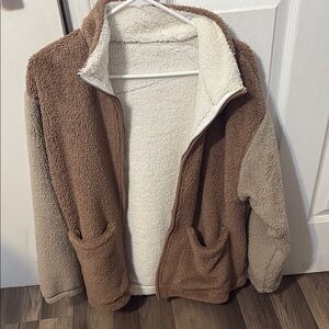 Hollister Cream Sherpa Jacket